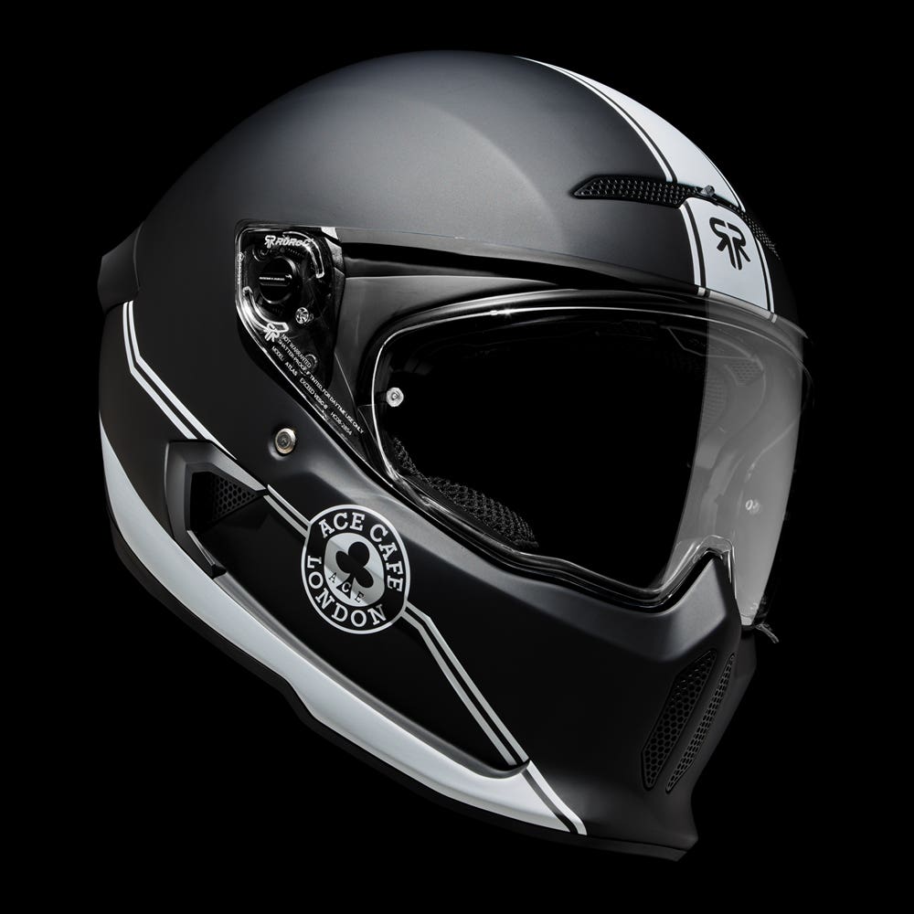 AT4.0 STREET Ace Cafe