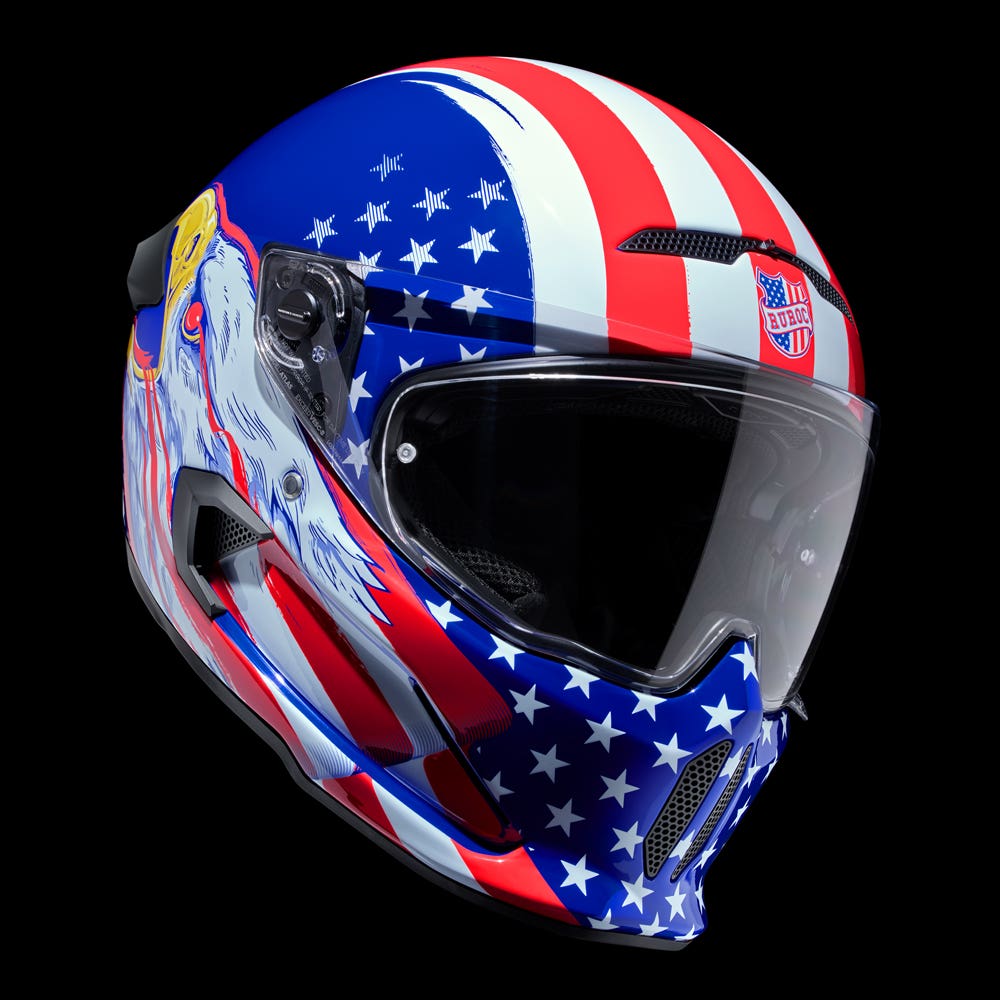 AT4.0 CARBON Freedom