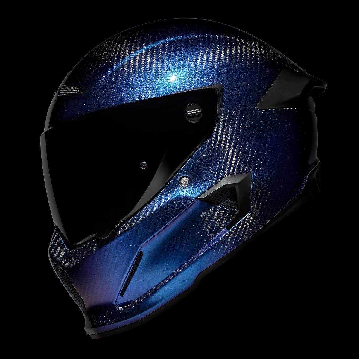 AT4.0 CARBON Nebula Carbon