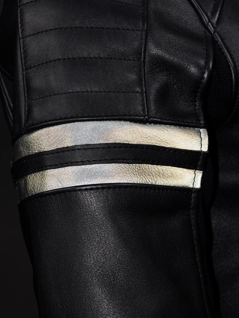 Revolver Black