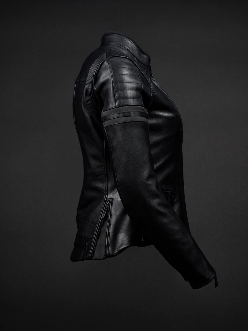 Revolver Black