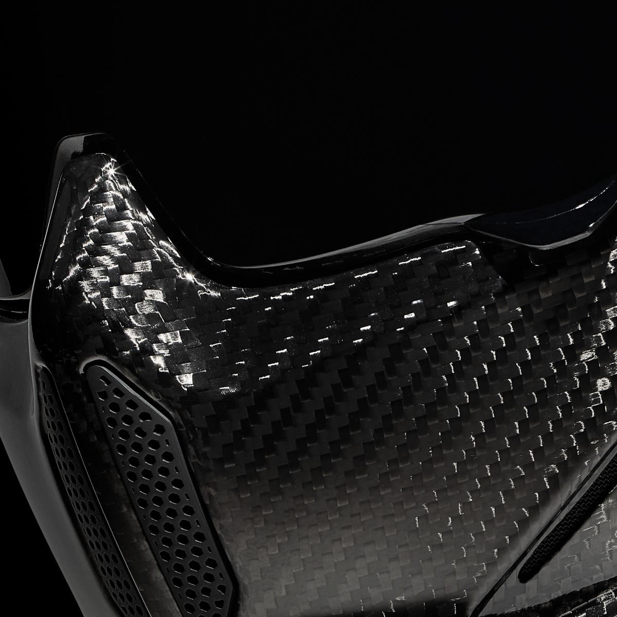 AT4.0 CARBON Liquid Carbon